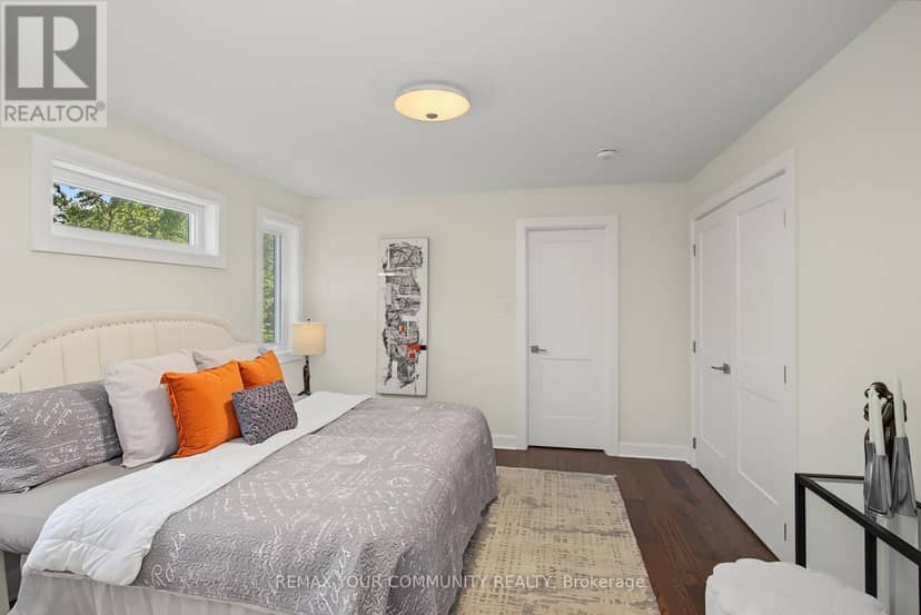 1111 King Street E — photo 13 of 35