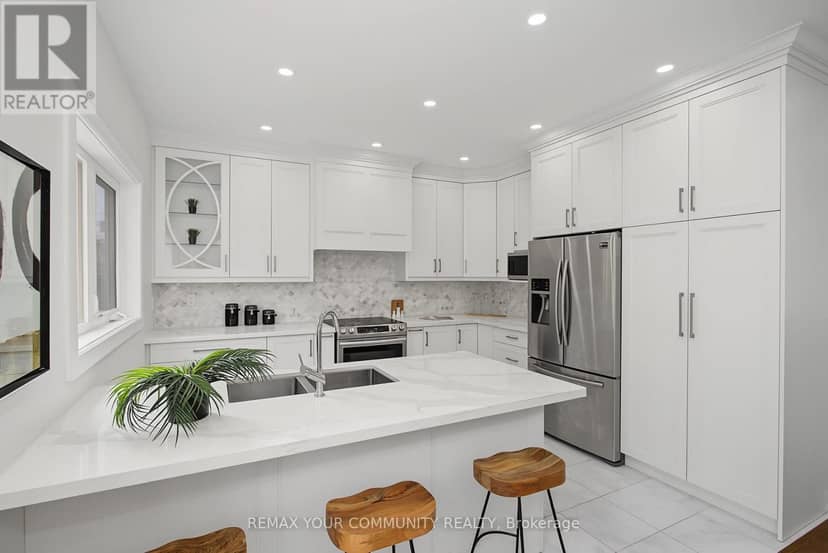 1111 King Street E — photo 11 of 35