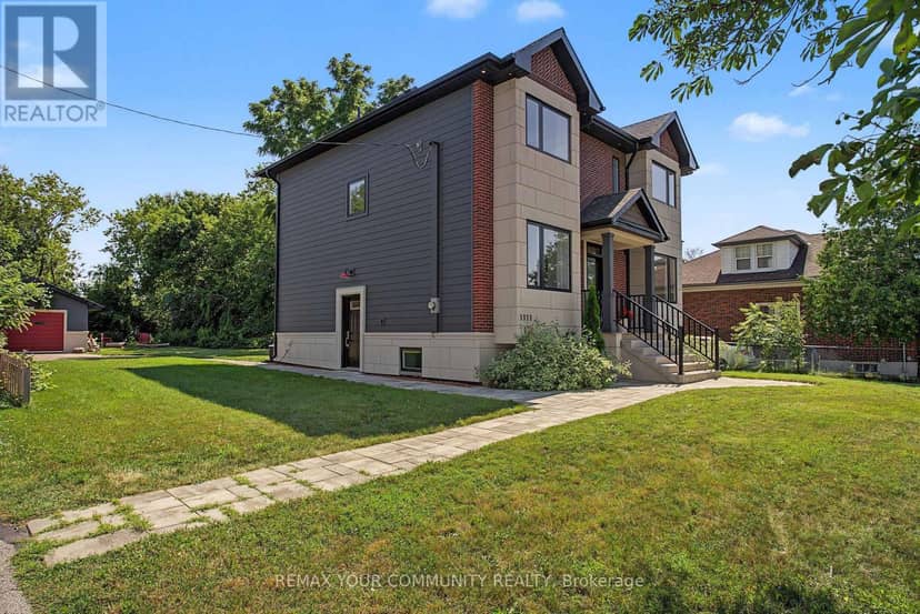 1111 King Street E — photo 2 of 35