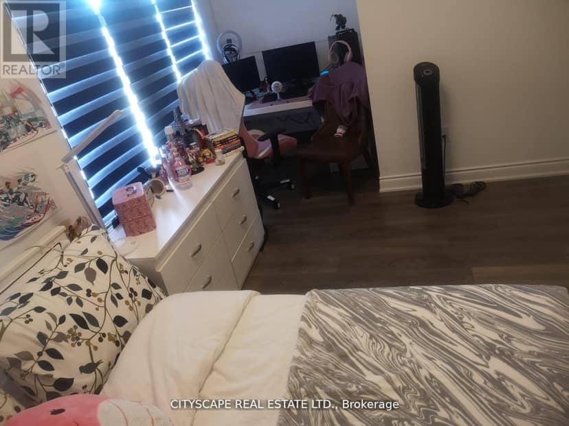 3038 Islington Avenue — photo 16 of 23