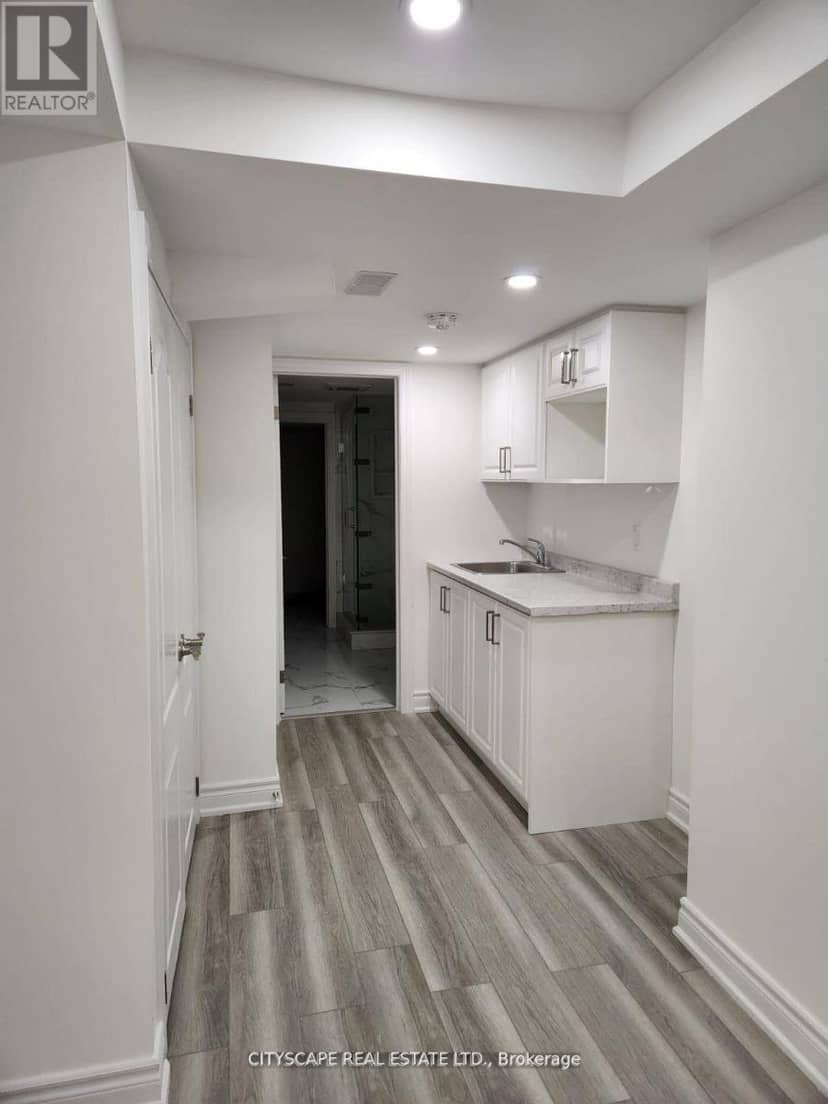 3038 Islington Avenue — photo 22 of 23