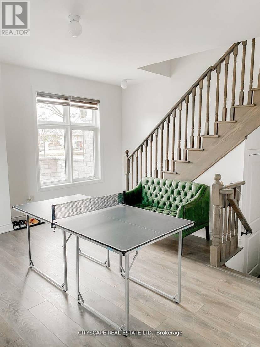 3038 Islington Avenue, Toronto, photo 5