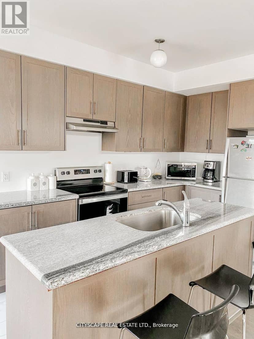 3038 Islington Avenue — photo 9 of 23