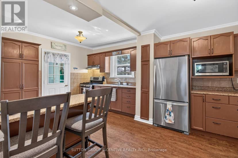 190 Bartholomew Street — photo 26 of 40