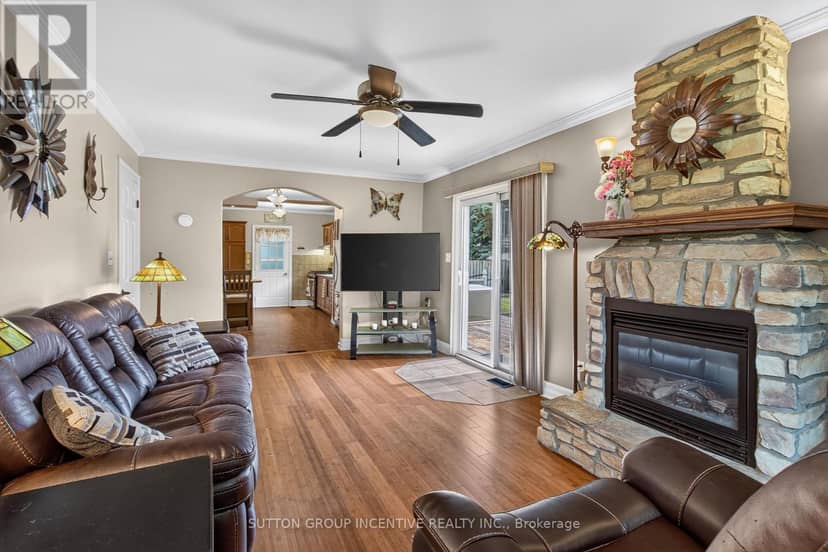 190 Bartholomew Street — photo 28 of 40
