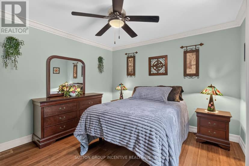 190 Bartholomew Street — photo 36 of 40