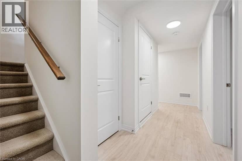 525 ERINBROOK Drive Unit# C052 — photo 23 of 37