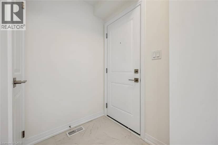 525 ERINBROOK Drive Unit# C052 — photo 6 of 37