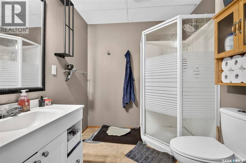1355 Manitou CRESCENT — photo 40 of 40