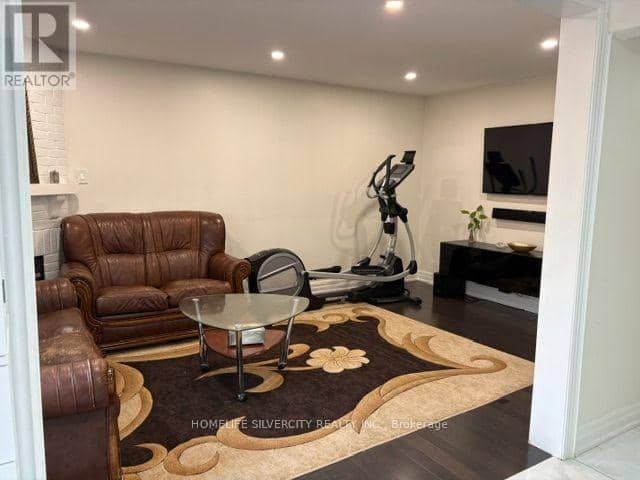 124 Jordan Drive — photo 16 of 38