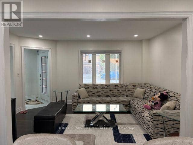 124 Jordan Drive — photo 9 of 38
