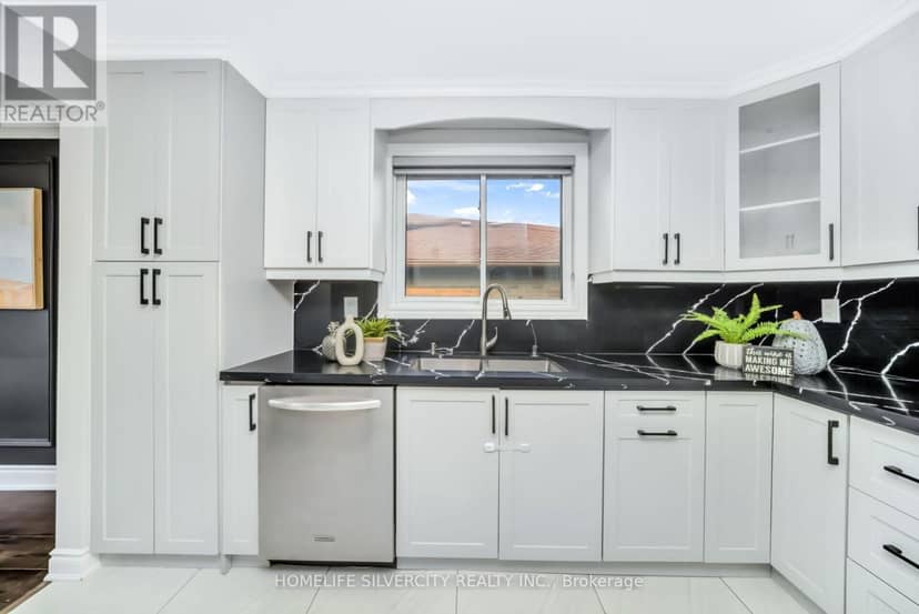 224 Delrex Boulevard — photo 17 of 40