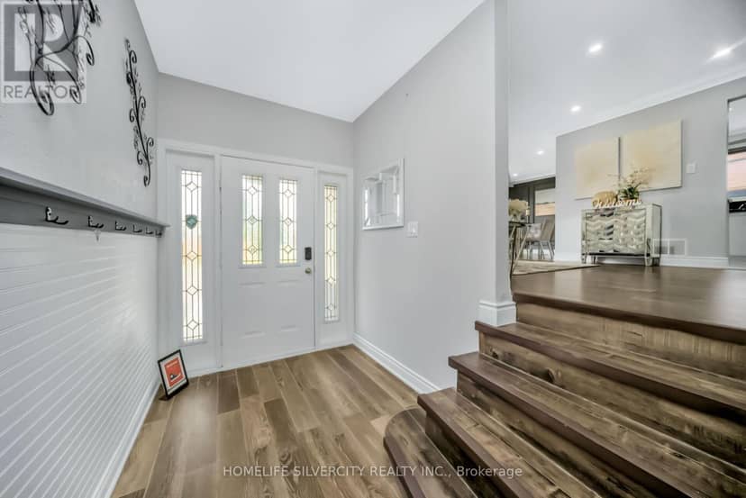 224 Delrex Boulevard — photo 6 of 40