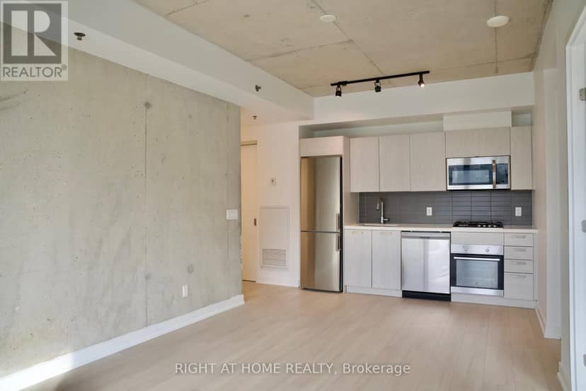 310 - 203 Catherine Street — photo 7 of 26