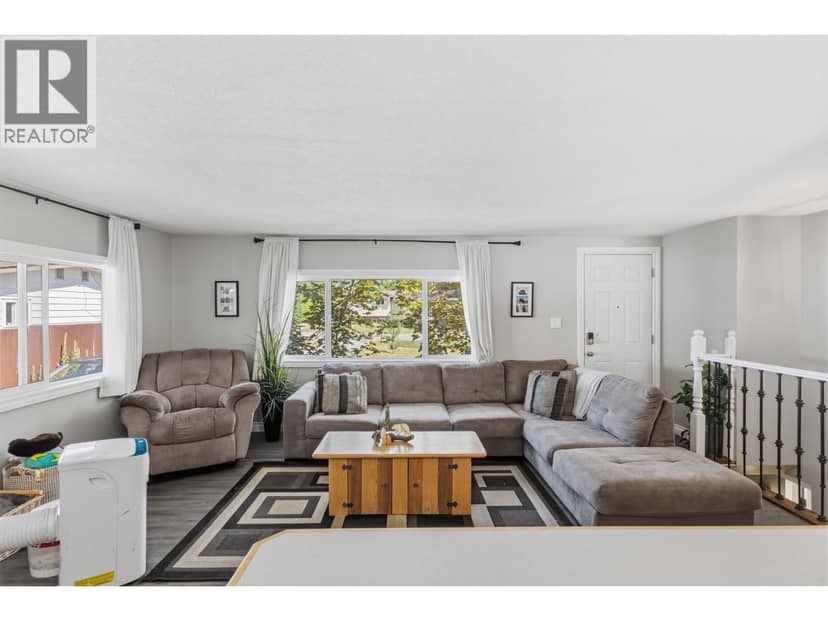 2337 HEMLOCK STREET, Terrace, photo 2