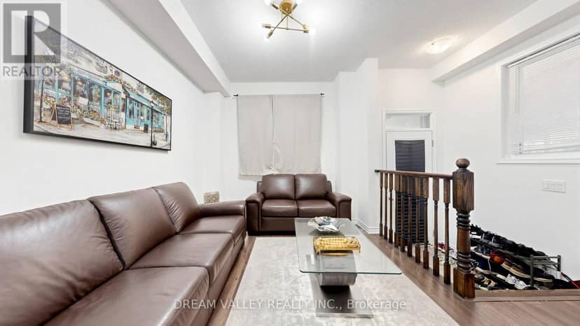 138 Cleanside Road, Toronto, photo 5