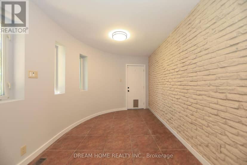 74 Lakeview Avenue — photo 16 of 37