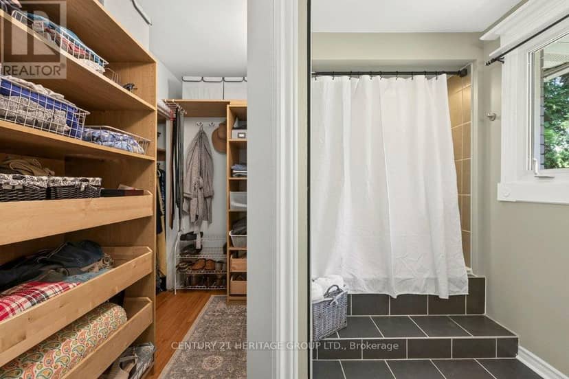 2147 Governors Road — photo 22 of 40