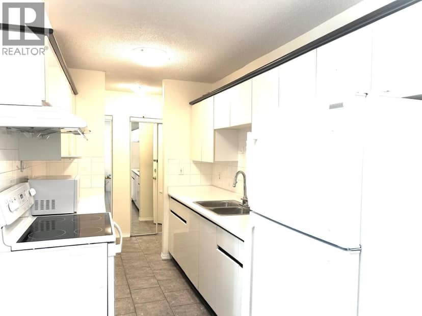 110 6420 BUSWELL STREET, Richmond