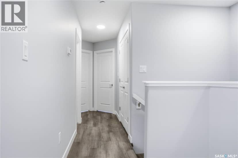 857 Elliott STREET — photo 13 of 37