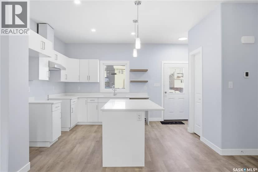 857 Elliott STREET — photo 5 of 37