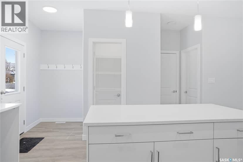857 Elliott STREET — photo 8 of 37