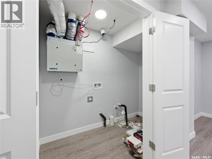 857 Elliott STREET — photo 34 of 37