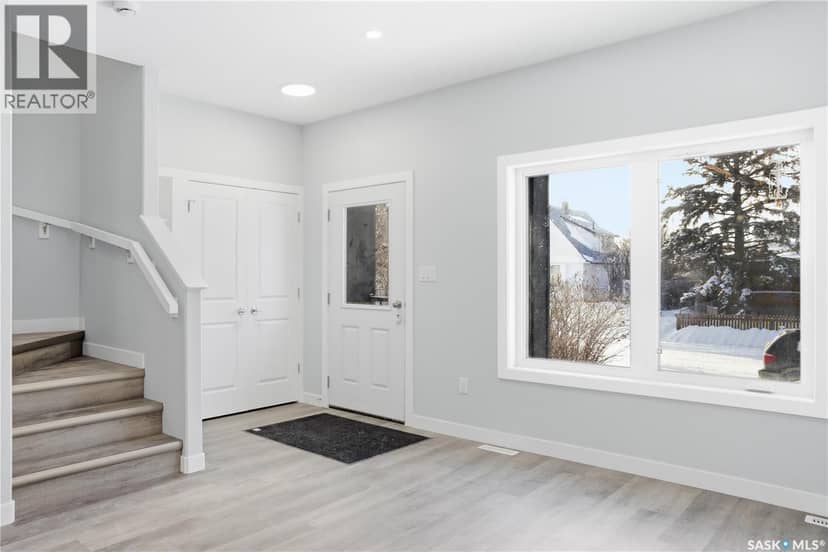 857 Elliott STREET — photo 3 of 37