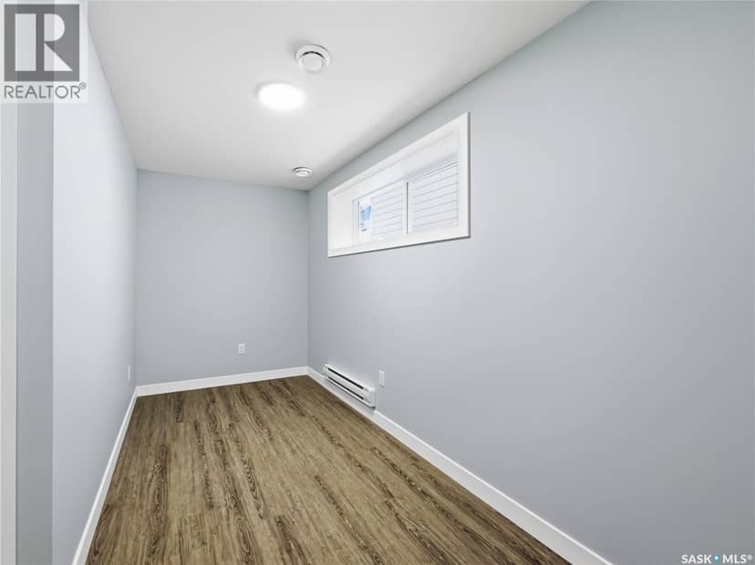 857 Elliott STREET — photo 33 of 37