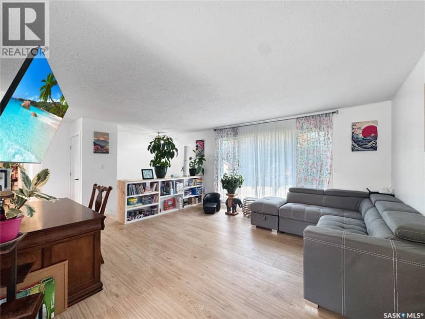 322 35th STREET, Battleford, photo 3