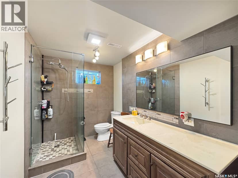 322 35th STREET — photo 16 of 19