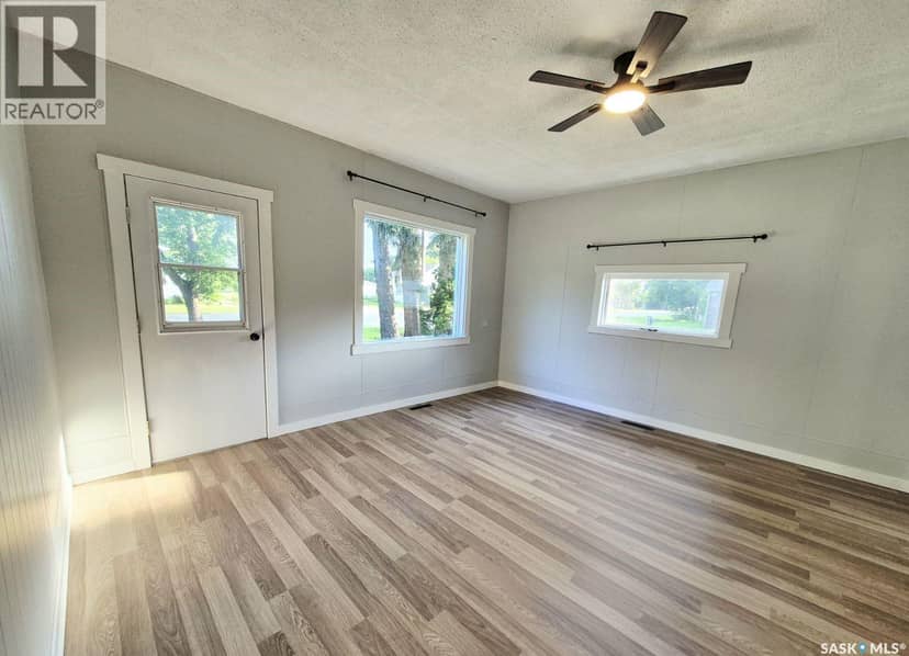 310 Main STREET, White Fox, photo 5