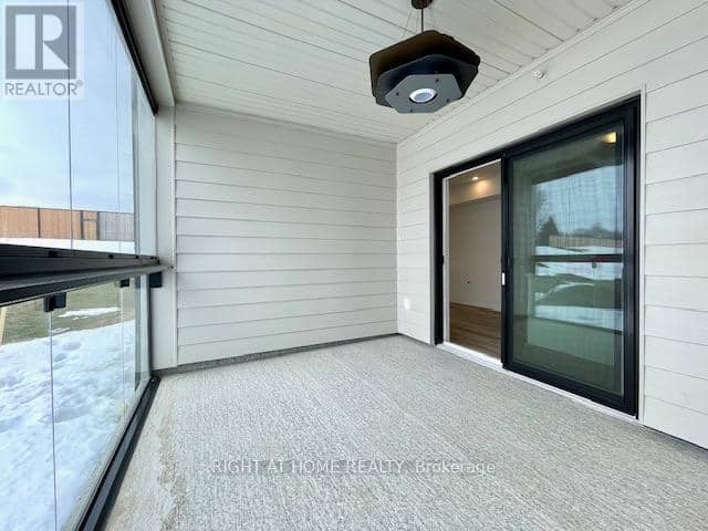 102 - 15 Kneeshaw Drive — photo 3 of 40