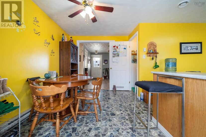 176 Pearl Street — photo 18 of 40