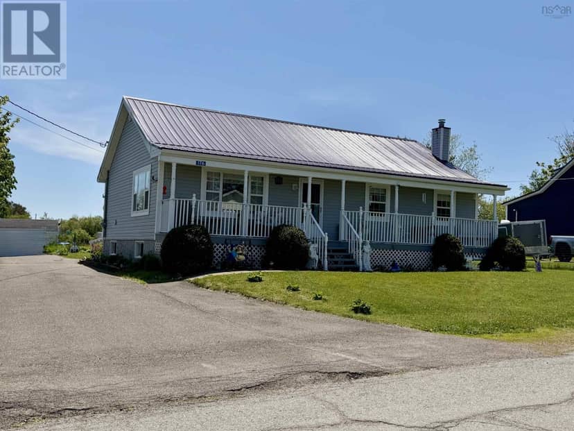 176 Pearl Street, River Hebert, photo 2