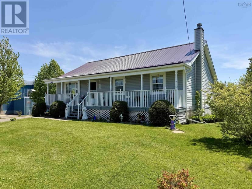 176 Pearl Street, River Hebert