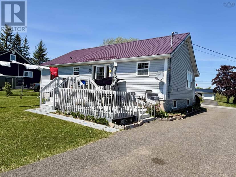 176 Pearl Street, River Hebert, photo 4