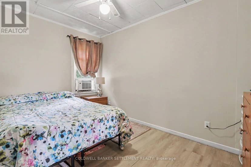 6411 43 Highway — photo 16 of 34
