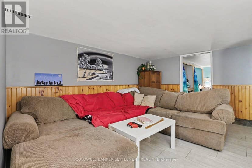 6411 43 Highway — photo 24 of 34