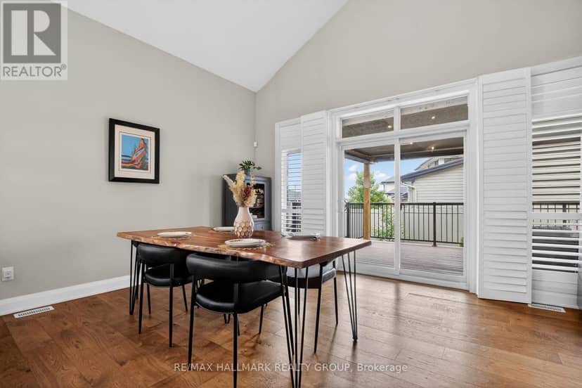 341 Serenade Crescent — photo 14 of 30