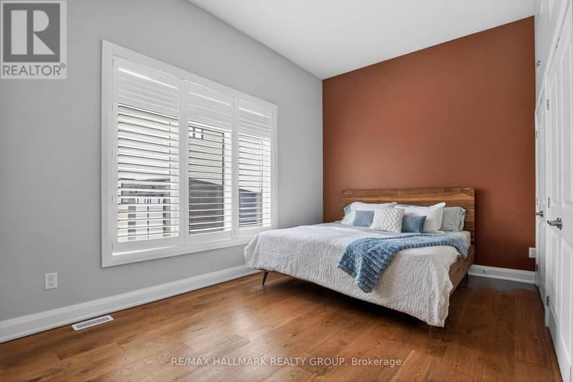 341 Serenade Crescent — photo 16 of 30