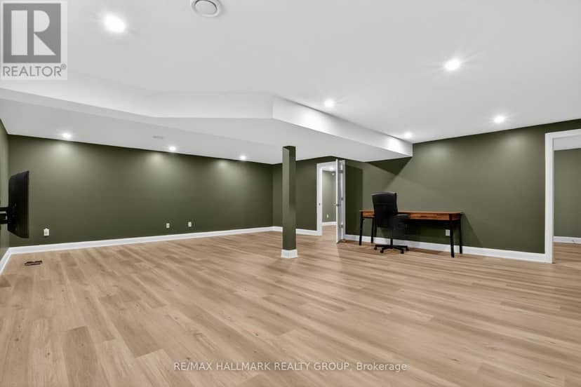 341 Serenade Crescent — photo 26 of 30