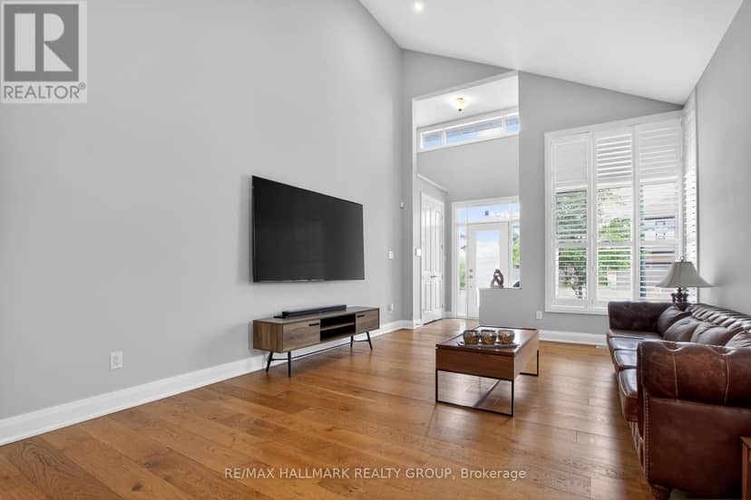 341 Serenade Crescent — photo 6 of 30