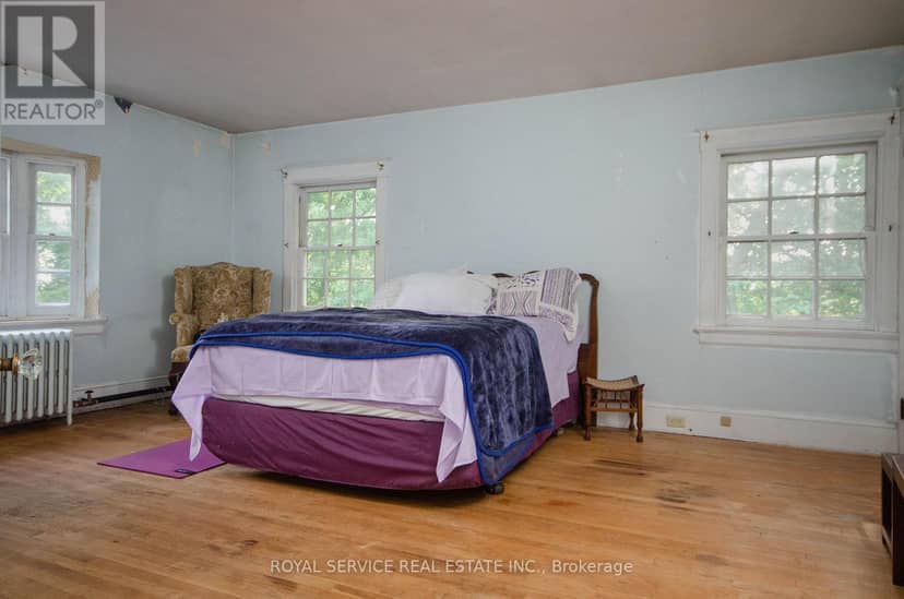 52 King Street — photo 16 of 36
