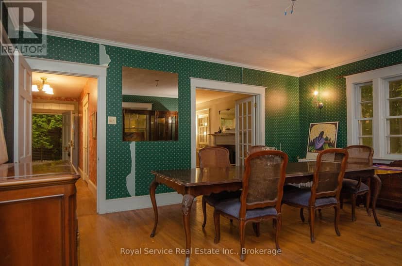 52 King Street — photo 11 of 36
