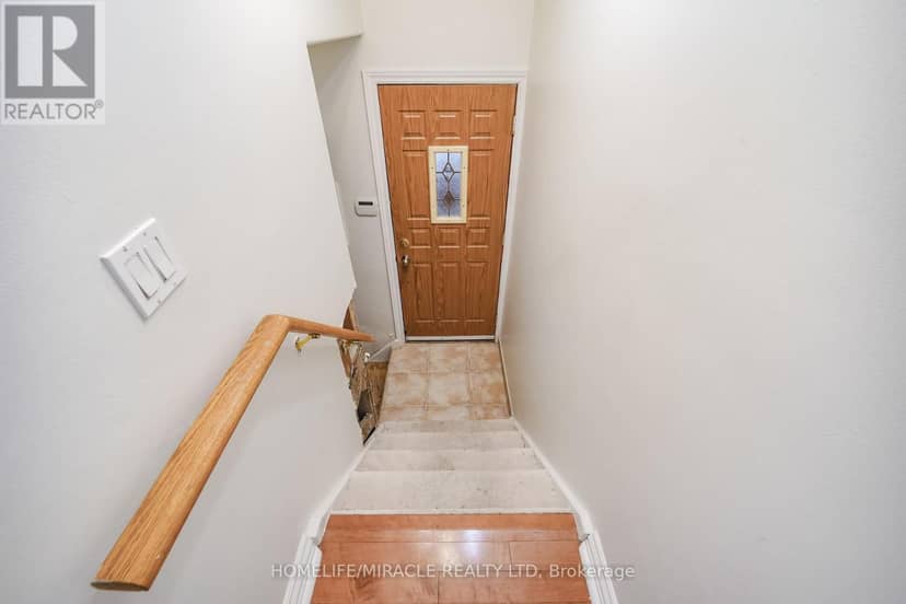 1074 Midland Avenue — photo 18 of 31