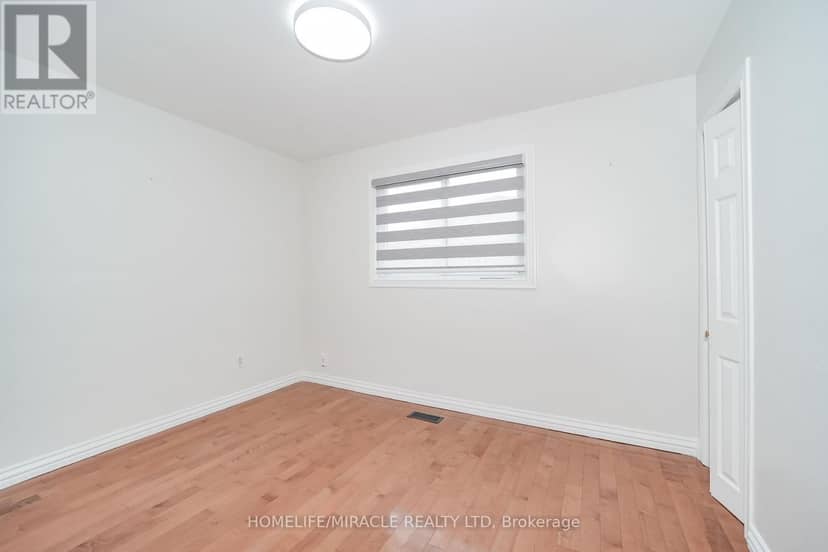 1074 Midland Avenue — photo 15 of 31