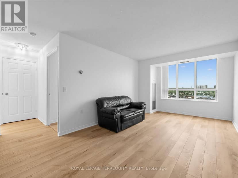 #1507 - 5001 Finch Avenue E — photo 11 of 33