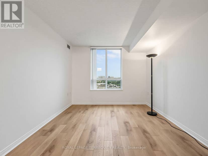 #1507 - 5001 Finch Avenue E — photo 15 of 33