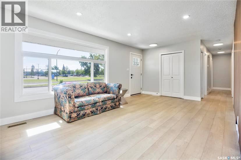 1614 McKercher DRIVE, Saskatoon, photo 3